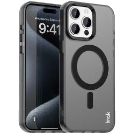 Un étui IMAK compatible MagSafe pour iPhone 15 Pro, de couleur noire, avec une conception antichoc et une finition couleur bonbon en TPU + PET.